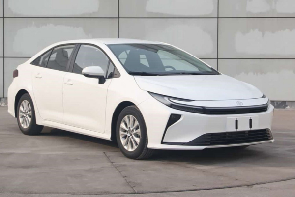 На подходе обновленная Toyota Corolla и RAV4 для Китая На подходе обновленная Toyota Corolla и RAV4 для Китая