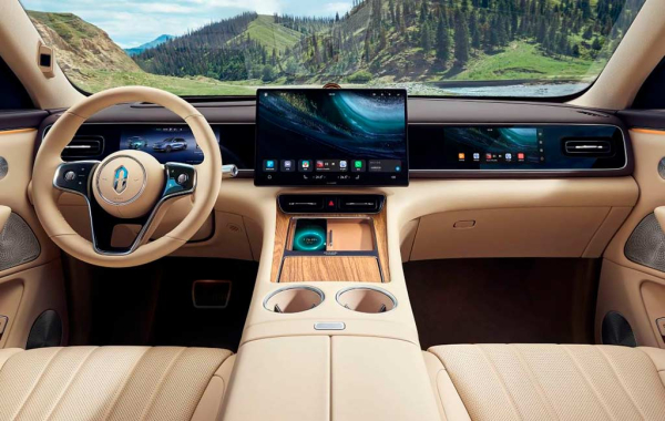 Китайцы рассекретили трехрядный кроссовер 2026 Aito M7 II второго поколения