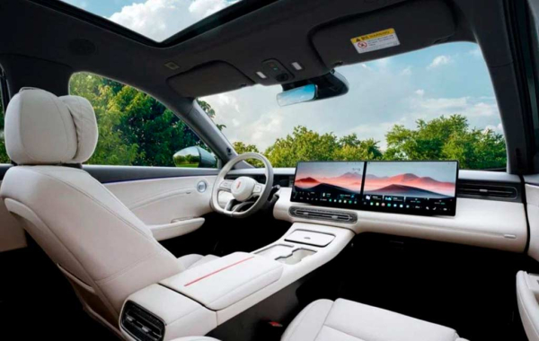 Hongqi HS6: рассекречен 4,9-метровый гибридный кроссовер