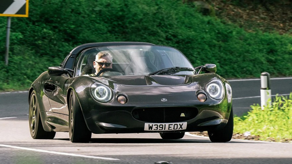 Одноместный Lotus Elise VHPK от Analogue Automotive: очень легкий и очень дорогой Одноместный Lotus Elise VHPK от Analogue Automotive: очень легкий и очень дорогой