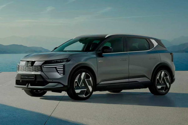 Электрический Mitsubishi Eclipse Cross EV оказался перелицованной копией Renault Scenic