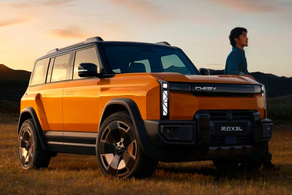 Chery Fulwin X3L: удлиненная версия X3 с гибридной установкой Chery Fulwin X3L: удлиненная версия X3 с гибридной установкой