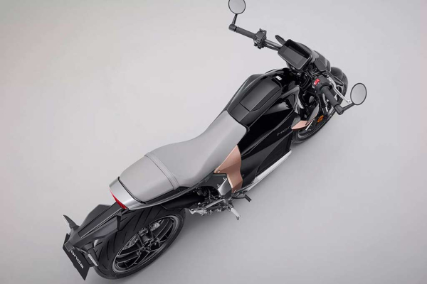 Honda представила свой первый электрический байк: цена «кусается» Honda представила свой первый электрический байк: цена «кусается»