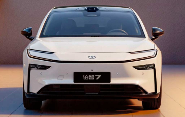 Toyota bZ7: флагманский электрический седан с технологиями от Huawei