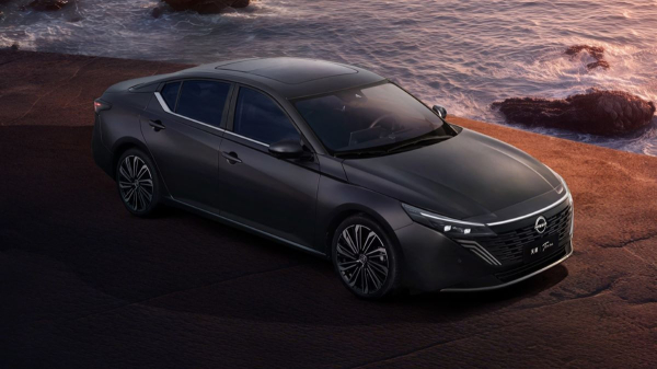 Новый седан Nissan Teana: официальные фотографии Новый седан Nissan Teana: официальные фотографии