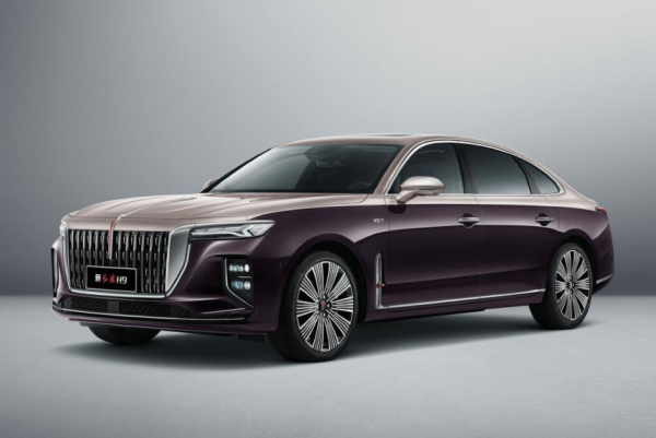 Седан Hongqi H9 в России: рестайлинг, V6 и полный привод