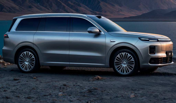 Флагманский кроссовер Leapmotor D19 дебютирует на рынке в виде гибрида и электрокара Флагманский кроссовер Leapmotor D19 дебютирует на рынке в виде гибрида и электрокара