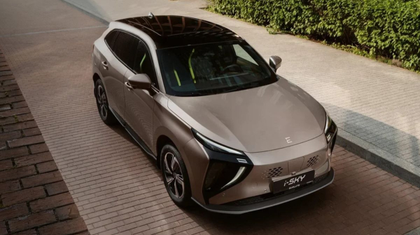 Кроссовер Evolute i-Sky обрел доступную «городскую» версию