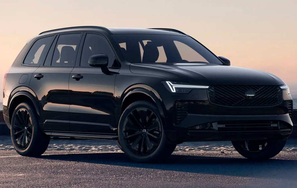 Флагманский кроссовер Volvo XC90 получил черную спецверсию «Black Edition» Флагманский кроссовер Volvo XC90 получил черную спецверсию «Black Edition»