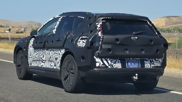 Новое поколение Volvo XC60: первые фотографии