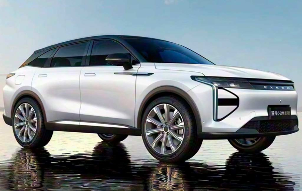 Обновленный кроссовер Exeed RX получил сразу три гибридные версии