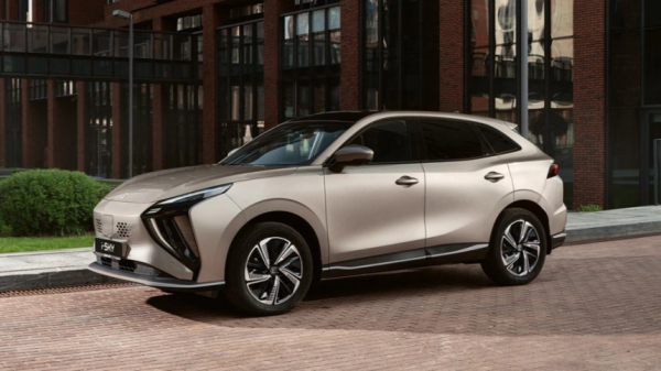 Кроссовер Evolute i-Sky обрел доступную «городскую» версию