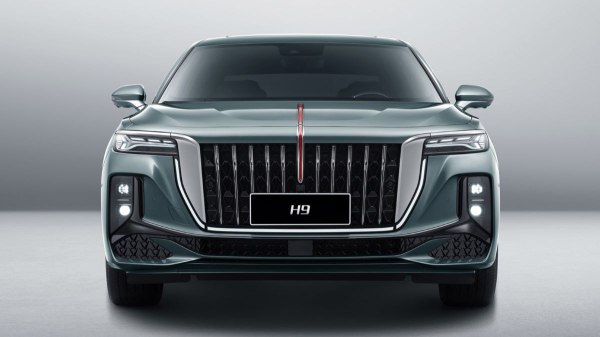 Седан Hongqi H9 в России: рестайлинг, V6 и полный привод