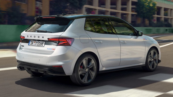 Представлена юбилейная Skoda Fabia 130: почти RS Представлена юбилейная Skoda Fabia 130: почти RS