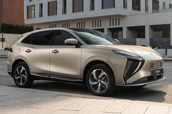 Кроссовер Evolute i-Sky обрел доступную «городскую» версию