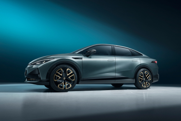 Лифтбек Volkswagen ID.Unyx 07: расширение семейства для Китая