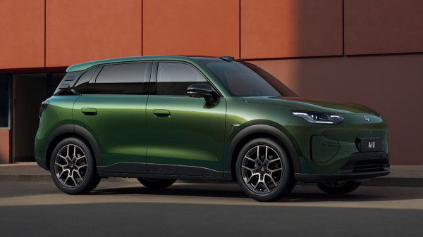 В Китае показан паркетник Leapmotor A10 и хот-хэтч Lafa 5 Ultra