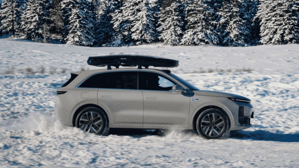 Кроссоверы Li Auto обрели ОТТС и новые российские ценники Кроссоверы Li Auto обрели ОТТС и новые российские ценники