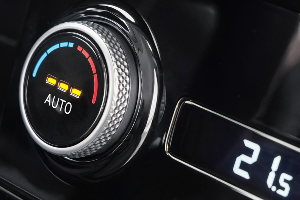 Электронные системы и панорамная крыша: изучаем комплектации Solaris HC Электронные системы и панорамная крыша: изучаем комплектации Solaris HC