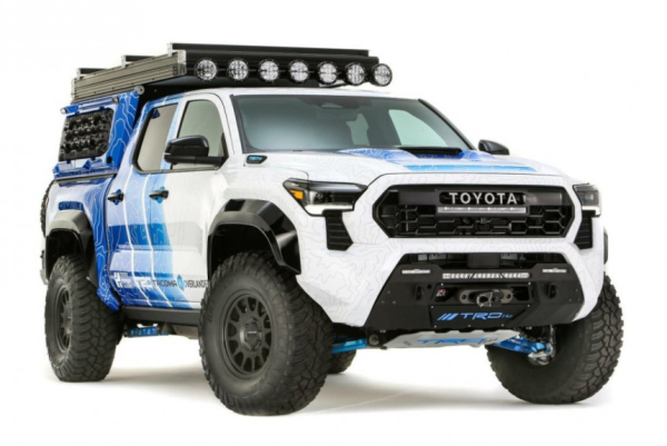 Toyota на шоу SEMA: водородный пикап и возрожденный Scion 