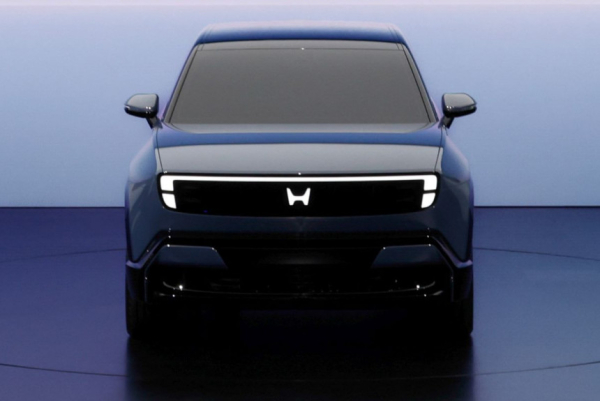 В Токио показаны прототипы Honda 0 α и Super-One