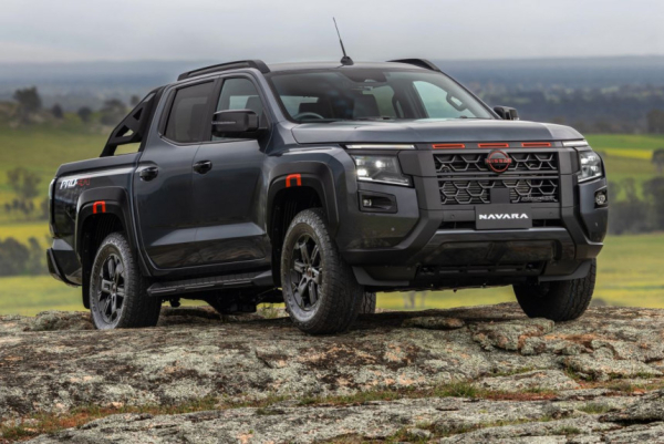 Новый Nissan Navara перешел на технику Mitsubishi L200