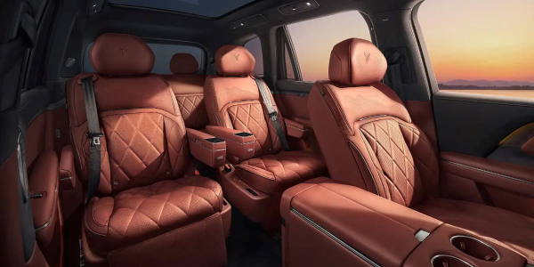 Кроссовер Voyah Taishan: фото салона и анонс для России