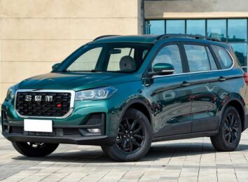 SWM G05 Pro: доступный китайский кроссовер с семиместным салоном