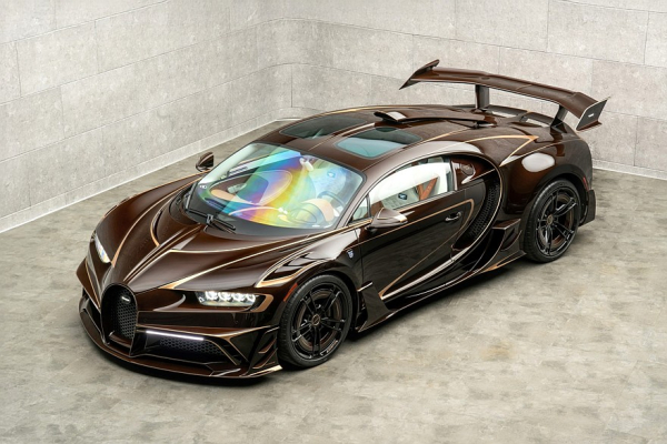 Жить и побеждать: Mansory представила два суперкара на базе Bugatti — Vincero и Vivere Жить и побеждать: Mansory представила два суперкара на базе Bugatti — Vincero и Vivere