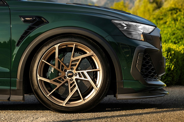 Abt RSQ8-LE 1000: финальный и очень яркий аккорд юбилейной трилогии Abt Sportsline Abt RSQ8-LE 1000: финальный и очень яркий аккорд юбилейной трилогии Abt Sportsline