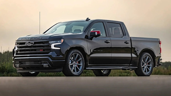 Сообразили на двоих: Callaway и Waldoch сделали уличный масл-трак на базе Chevy Silverado Сообразили на двоих: Callaway и Waldoch сделали уличный масл-трак на базе Chevy Silverado