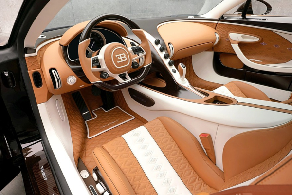 Жить и побеждать: Mansory представила два суперкара на базе Bugatti — Vincero и Vivere Жить и побеждать: Mansory представила два суперкара на базе Bugatti — Vincero и Vivere