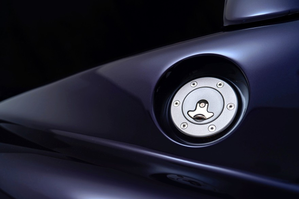 Рестомод Analogue VHPK на базе Lotus Elise S1: водитель по центру и масса менее 600 кг Рестомод Analogue VHPK на базе Lotus Elise S1: водитель по центру и масса менее 600 кг