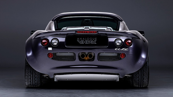 Рестомод Analogue VHPK на базе Lotus Elise S1: водитель по центру и масса менее 600 кг Рестомод Analogue VHPK на базе Lotus Elise S1: водитель по центру и масса менее 600 кг