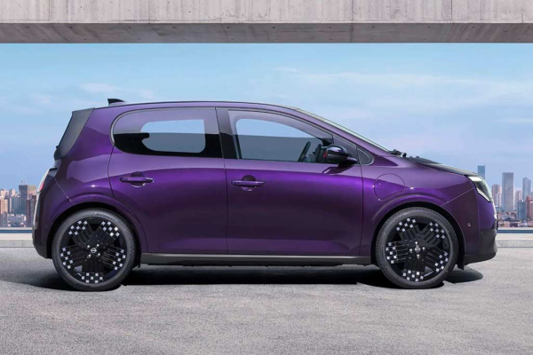 Nissan Pixo: бюджетный электрокар на базе Renault Twingo