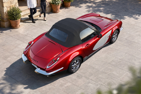 Mazda MX-5 станет родстером Mitsuoka LA1 в стиле Chevrolet Corvette C1 Mazda MX-5 станет родстером Mitsuoka LA1 в стиле Chevrolet Corvette C1