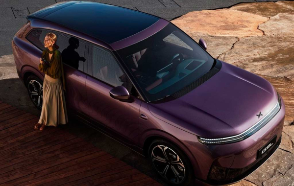 Компания Xpeng рассекретила большой пятиместный кроссовер G9L Компания Xpeng рассекретила большой пятиместный кроссовер G9L