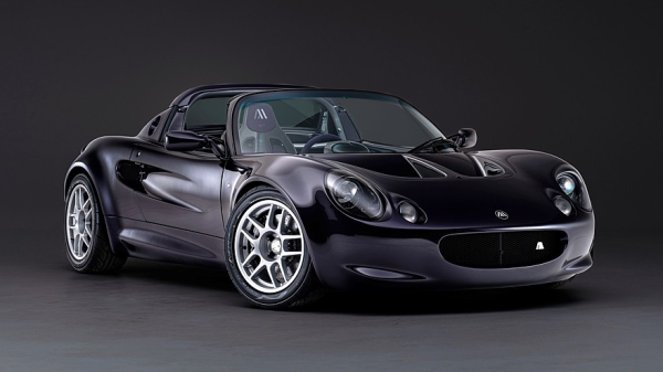 Рестомод Analogue VHPK на базе Lotus Elise S1: водитель по центру и масса менее 600 кг Рестомод Analogue VHPK на базе Lotus Elise S1: водитель по центру и масса менее 600 кг