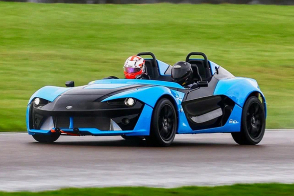 Zenos E10: до 480 л.с. на тонну и цена от 150 тысяч долларов Zenos E10: до 480 л.с. на тонну и цена от 150 тысяч долларов