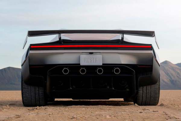 Новый Tesla Roadster: сумасшедшая динамика и возможность летать