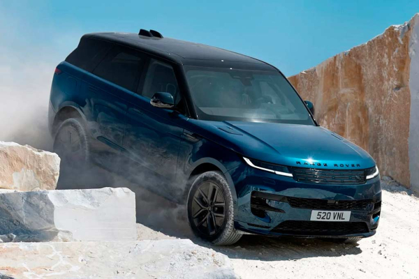 В гамме Range Rover Sport появилась электрическая модификация Electic
